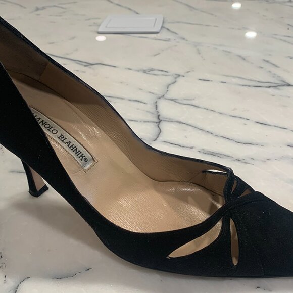 Vintage Manolo Blahnik Black Suede Heels - Picture 6 of 14